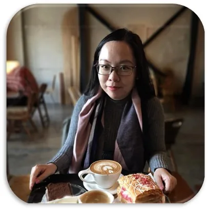 Tina Lam, E-commerce Director
